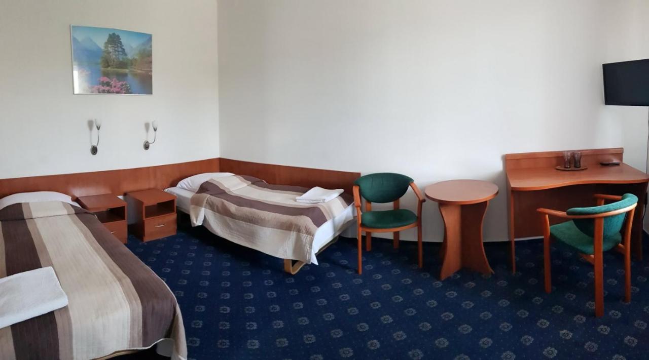 Hotel Alicja Łódź Buitenkant foto