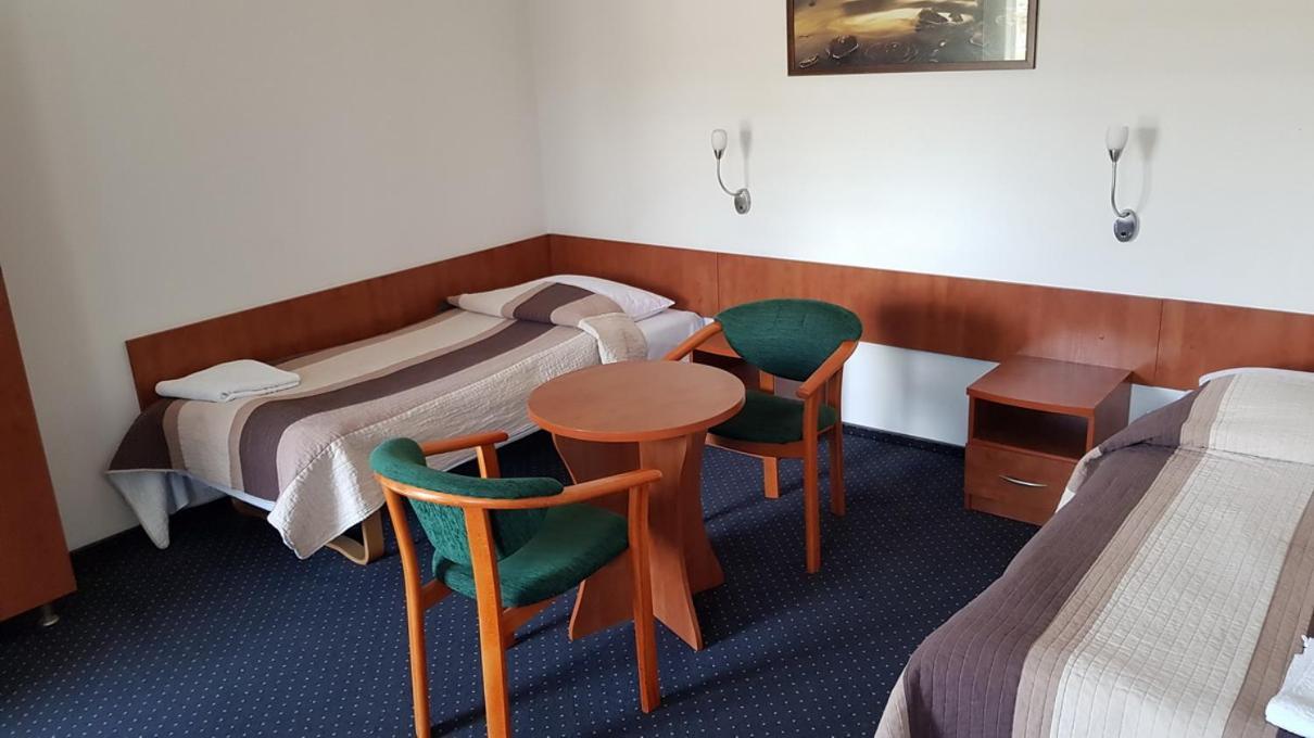 Hotel Alicja Łódź Buitenkant foto