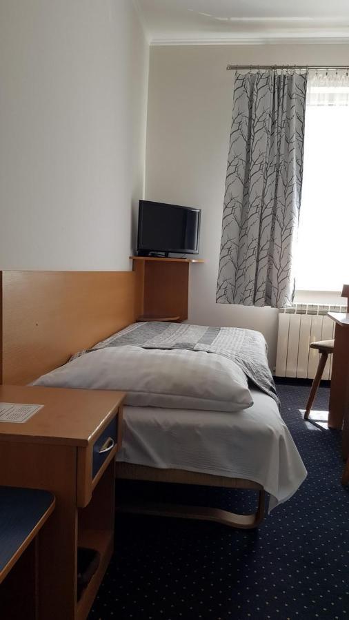 Hotel Alicja Łódź Buitenkant foto